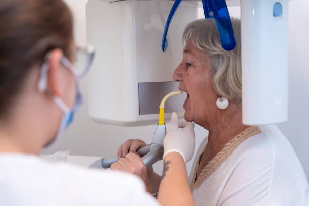 Best Emergency Tooth Extraction in Louisville, TN